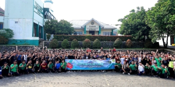 Menawan Clean Up Day (MCD) Istikamah Dilaksanakan di MTs Tahfidz Yanbu’ul Qur’an Kudus