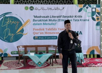 Tumbuhkan Minat Literasi Santri, Pondok Tahfidz Yanbu’ul Qur’an Menawan Gelar ‘Literacy Day’