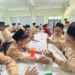 Siswa MTs Tahfidz Yanbu’ul Qur’an Kudus Antusias Mengikuti Pembelajaran Kokurikuler Pembuatan Sabun