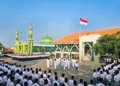 Semarak HUT ke-81 Kemerdekaan RI, Pondok Tahfidz Yanbu’ul Qur’an Menawan Gelar Upacara dan Penampilan Defile Santri